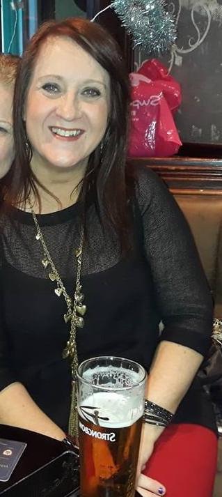 25P Hot Redhead Slut