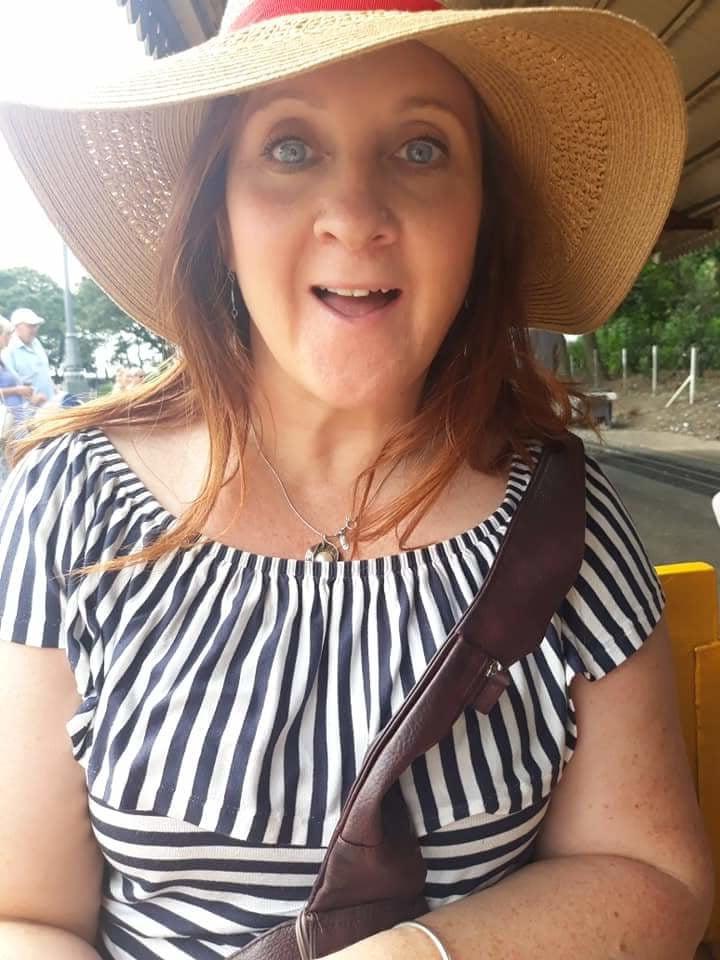 25P Hot Redhead Slut