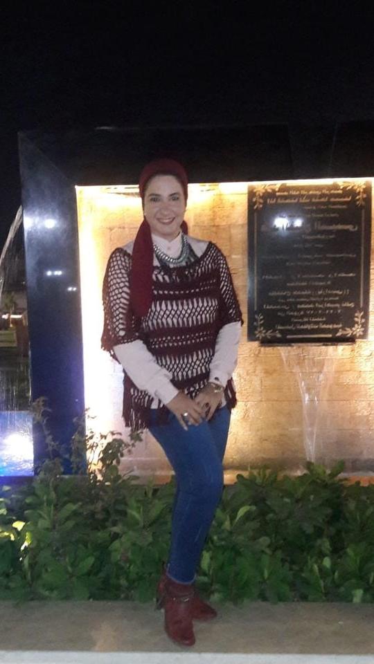 25P Hanaa - muslim hijabi hot egyptian lawyer