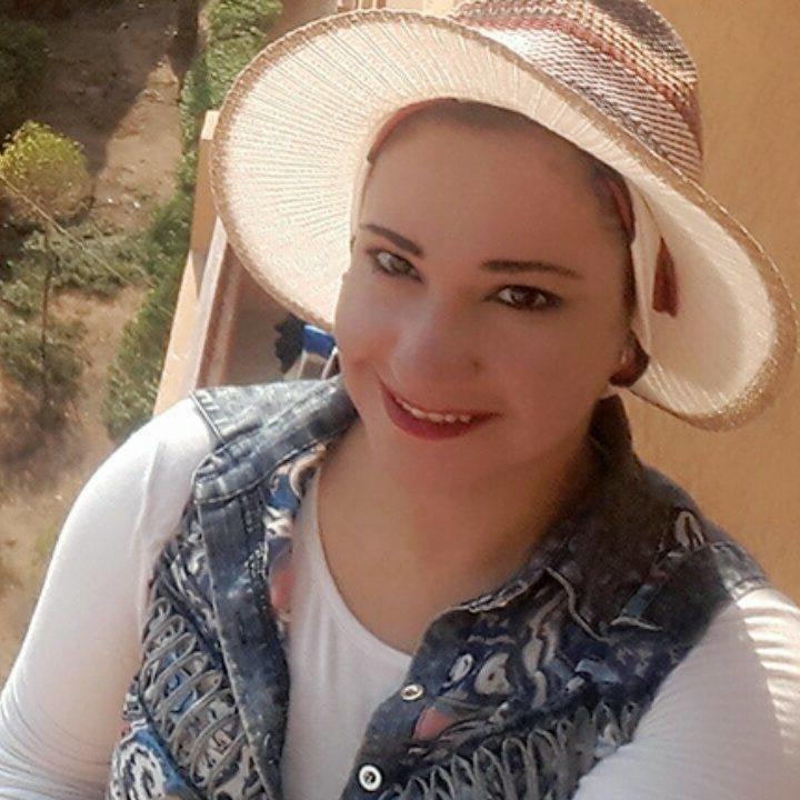 25P Hanaa - muslim hijabi hot egyptian lawyer