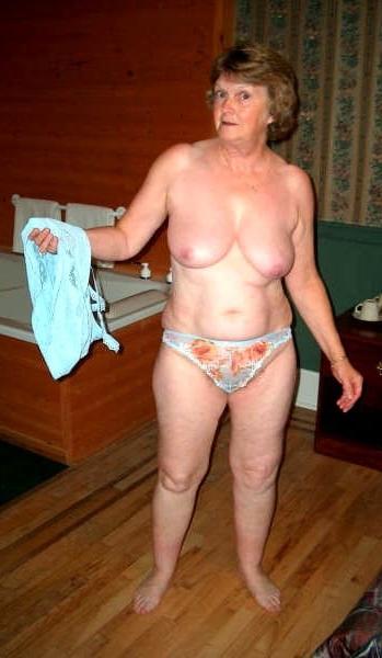 24P ORDINARY LADIES  27