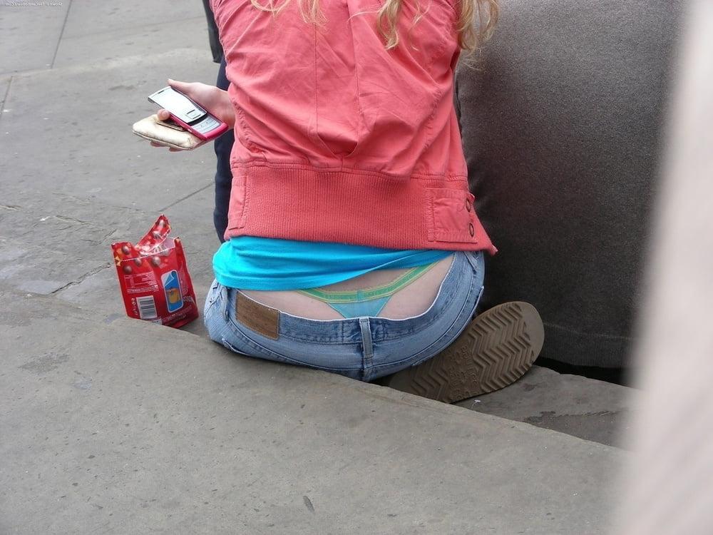 25P Candid young slut : thong VI