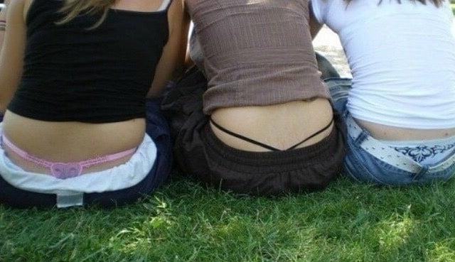 25P Candid young slut : thong VI