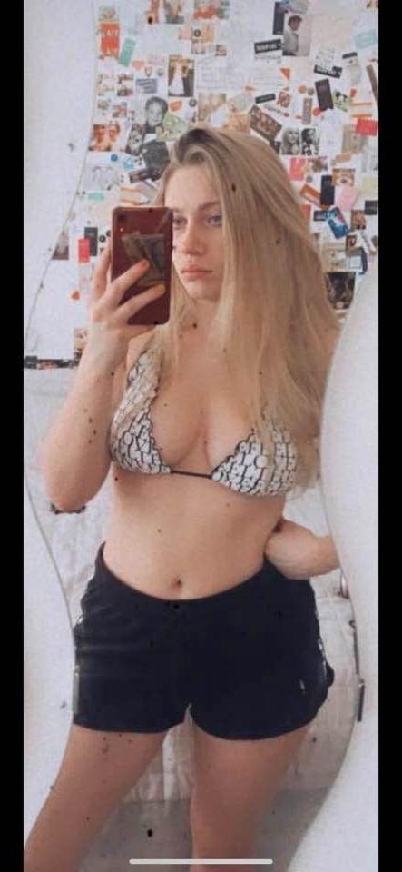 5P Ella 22 uk exposed slut