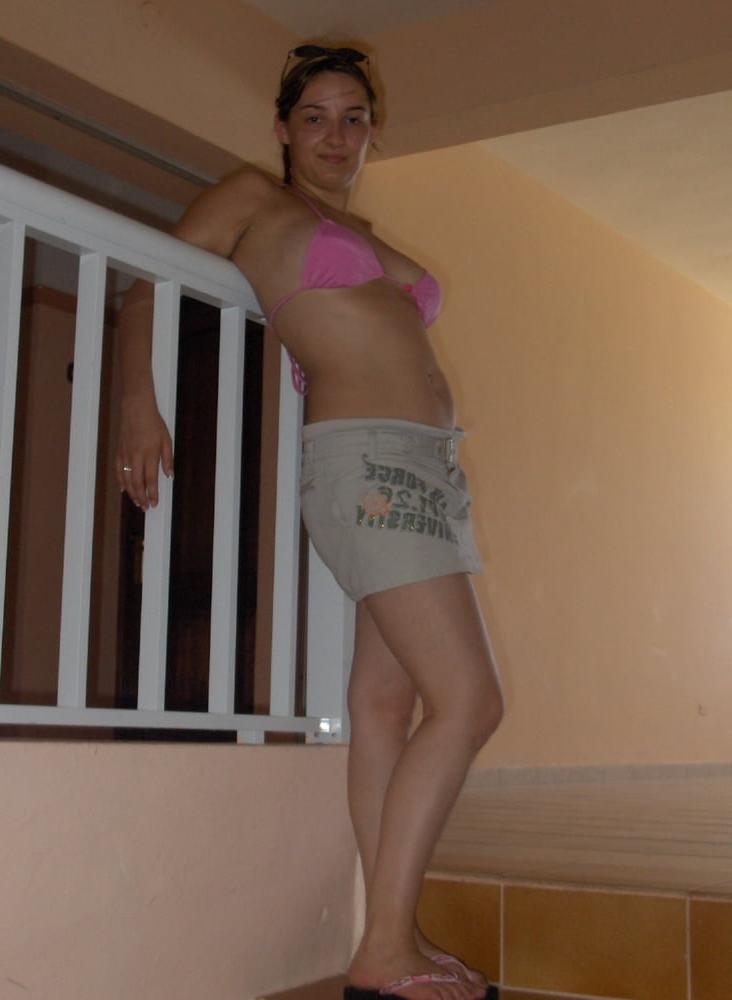 25P Web Slut Norah