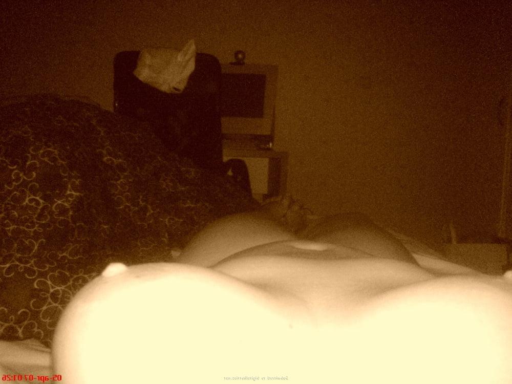 25P Web Slut Amina