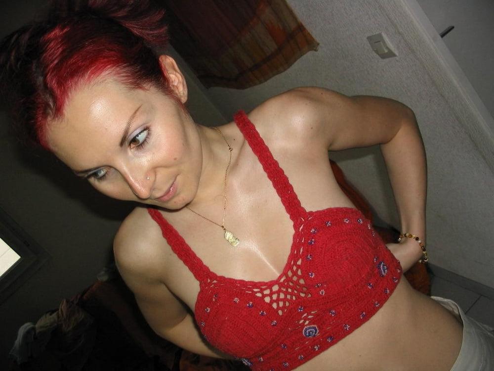 25P Web Slut Magalie
