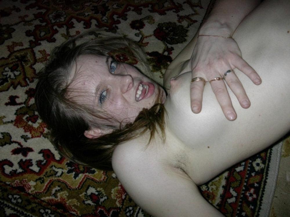 25P Web Slut Nia