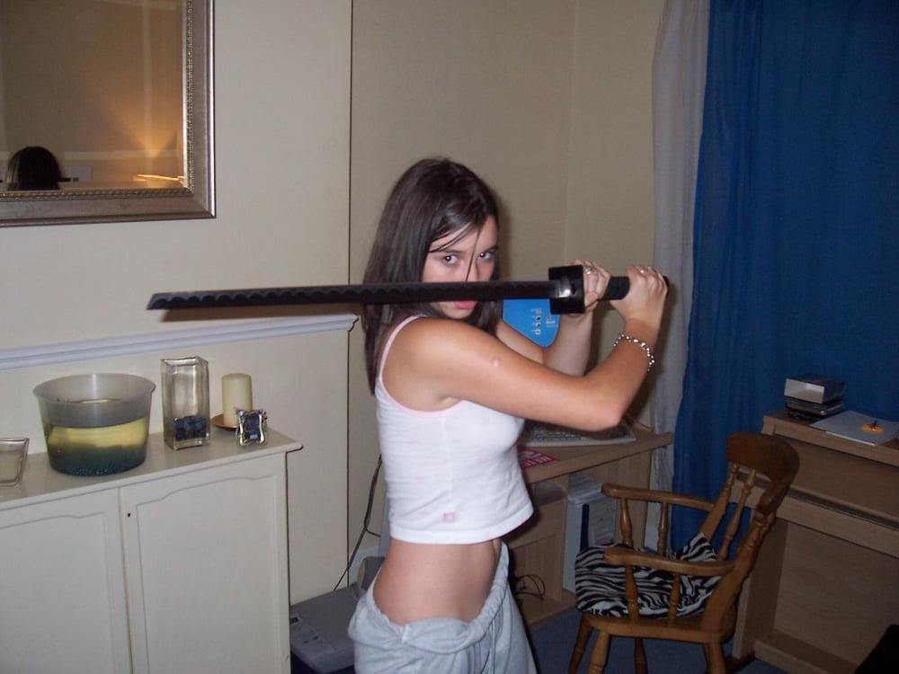 25P Web Slut Maribel