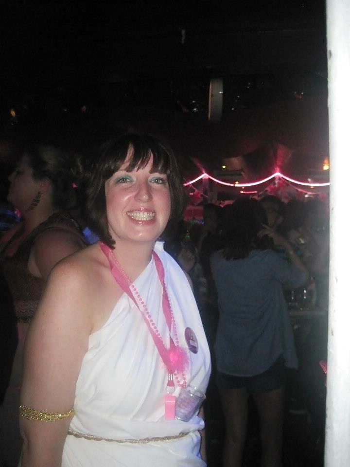 23P UK Slut Wife Two