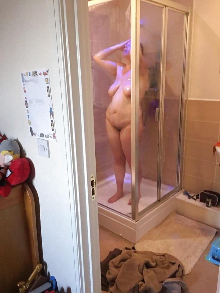 23P UK Slut Wife Two