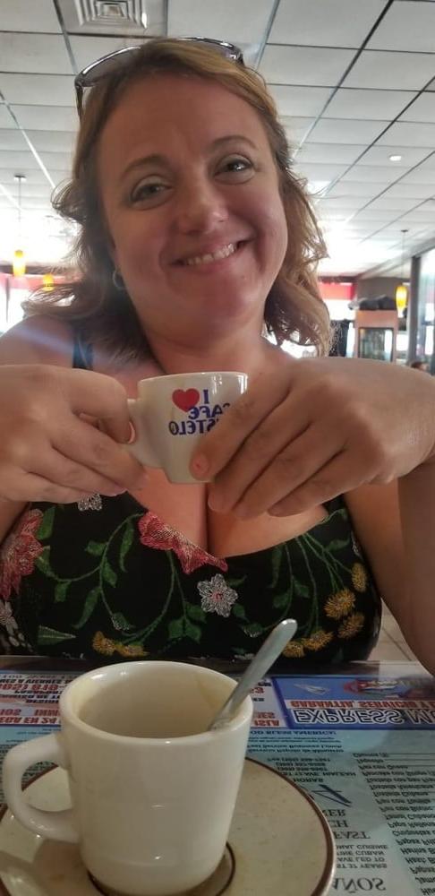 21P Big tit hot wife Renea