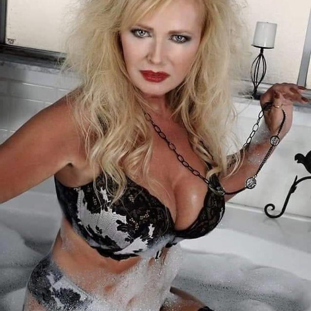 25P Florida GILF