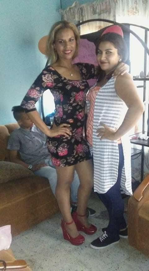 25P Beautiful skinny mom slut