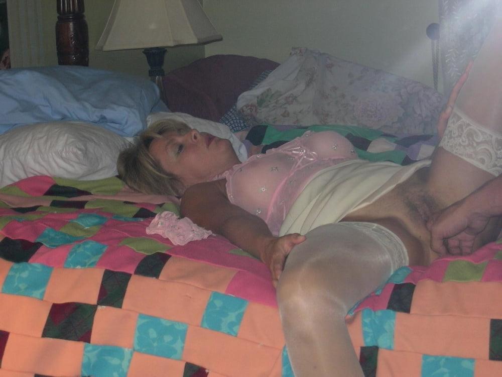 25P Mature Blond