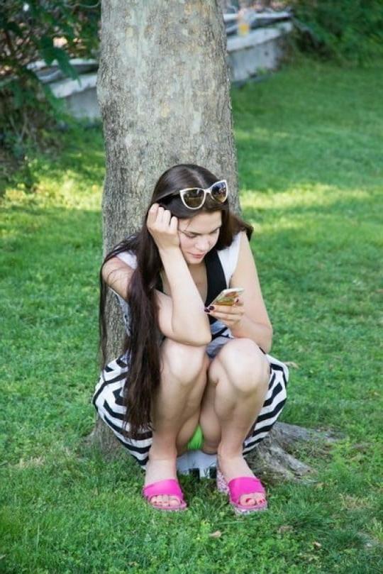 25P Candid young slut : upskirt IX