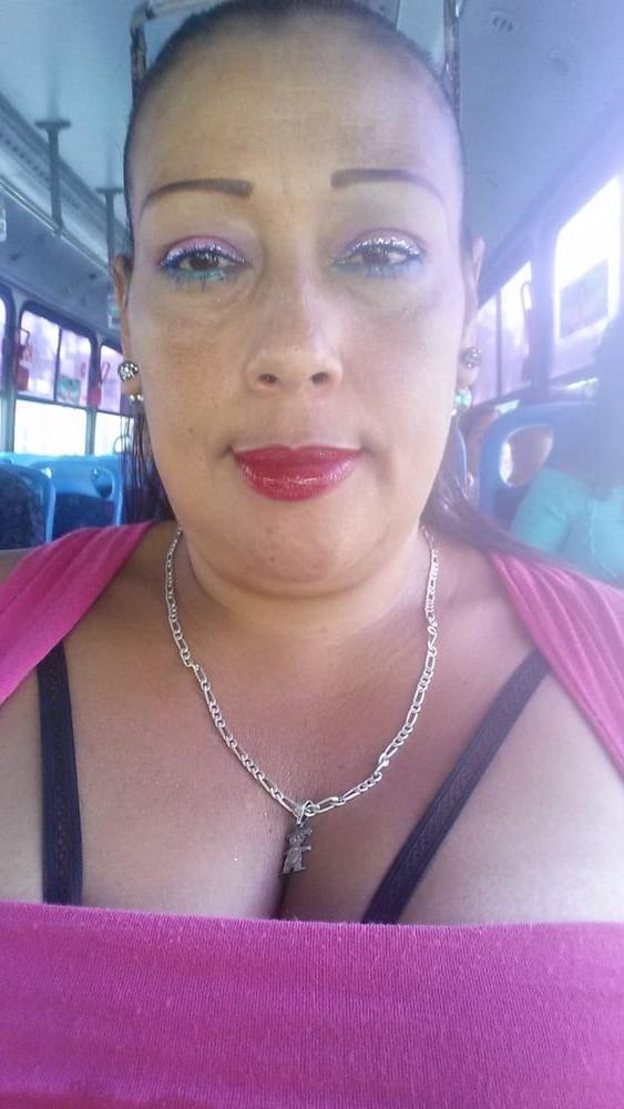 25P Delicious Mature Mom