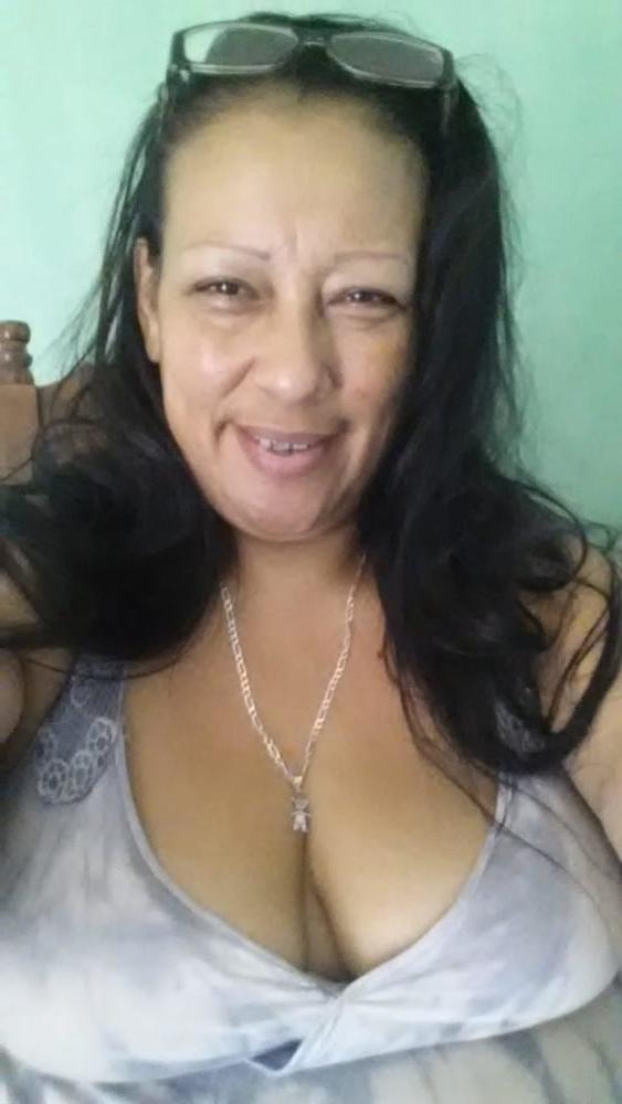 25P Delicious Mature Mom