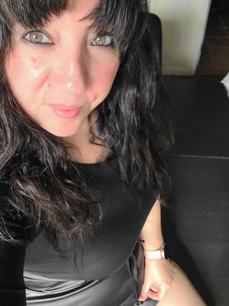 25P Delicious Mature Mom