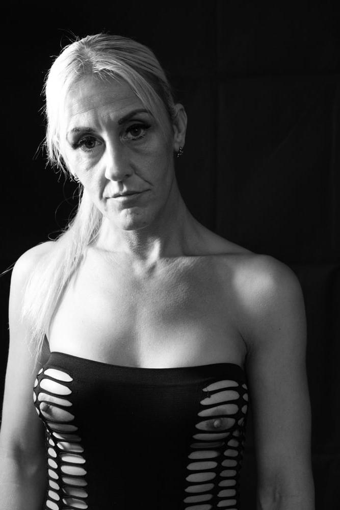 15P Fiona, sexy UK MILF Slut