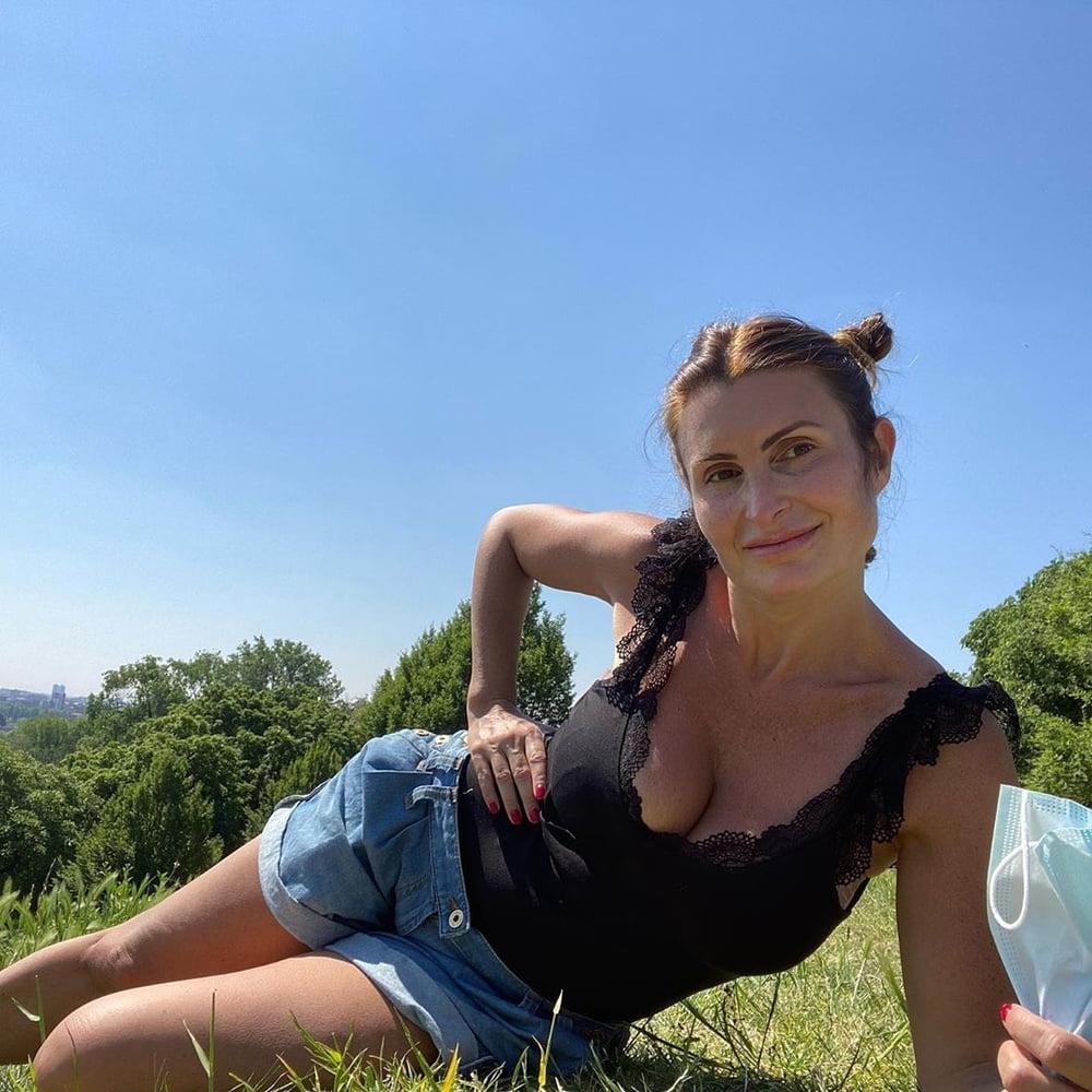 25P The hottest mature Andrea with huge tits I know