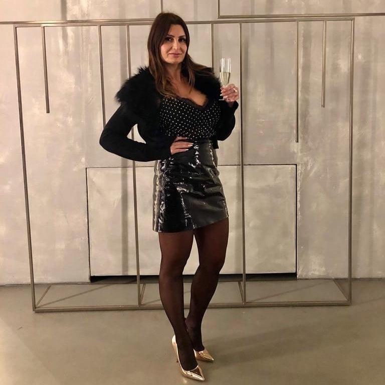 25P The hottest mature Andrea with huge tits I know