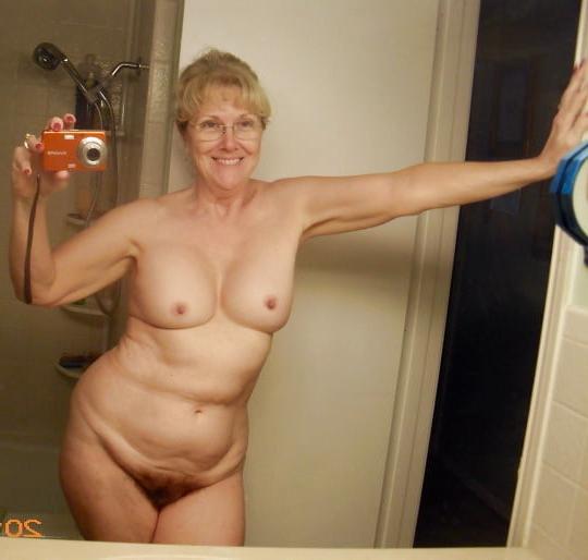 25P naked women are so sexy