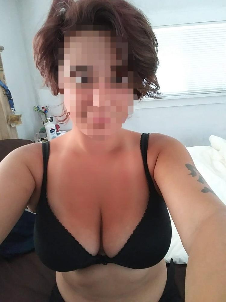7P Sexting with a turkish slut