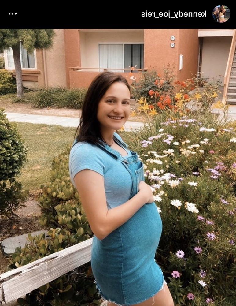 10P Kennedy Ragsdale Pregant Slut