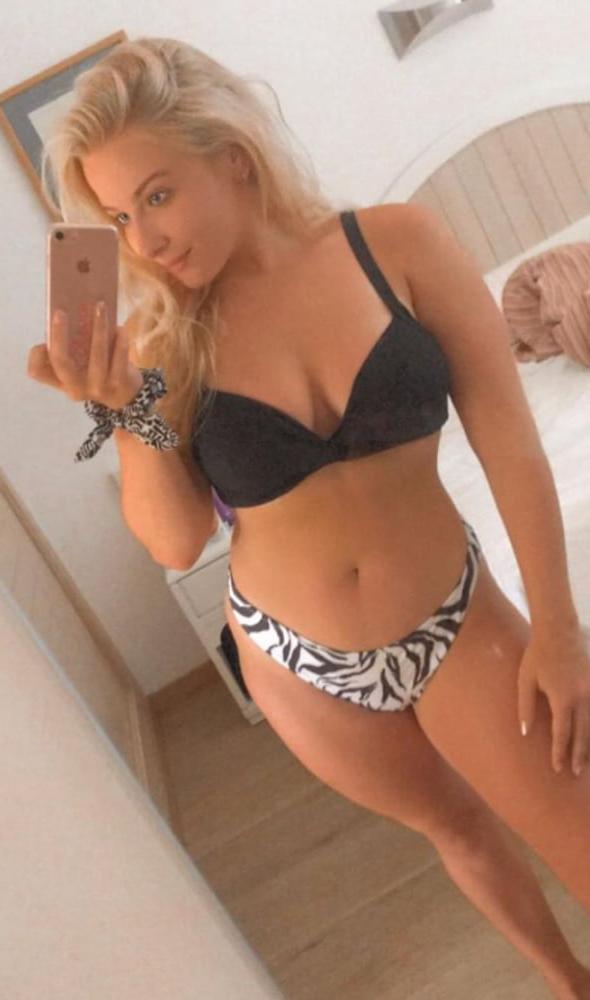 11P Amateur Slut - Olivia