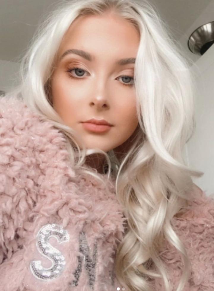 11P Amateur Slut - Olivia