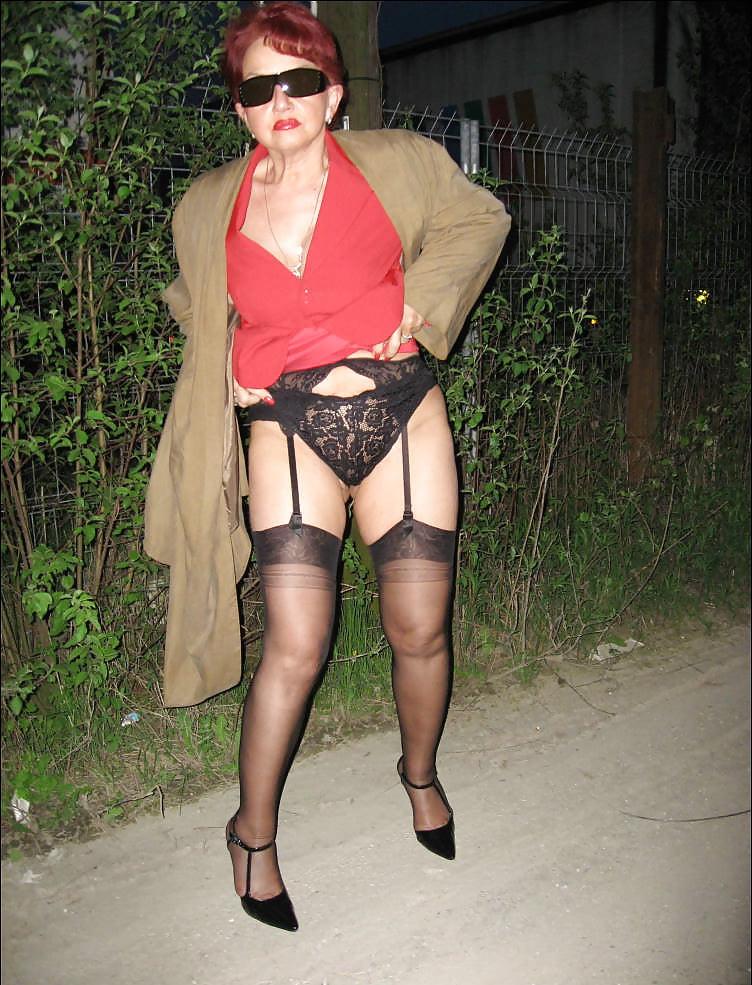 25P Hotwife Lady B