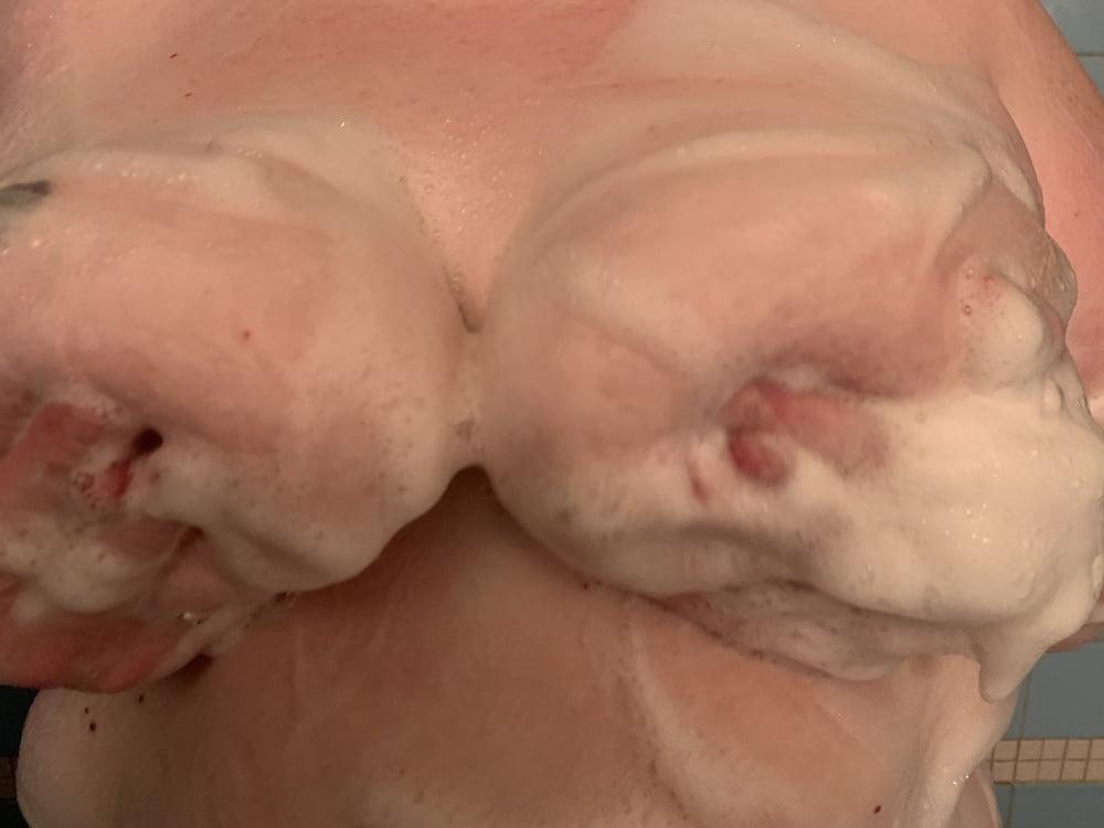 8P Soapy Slut