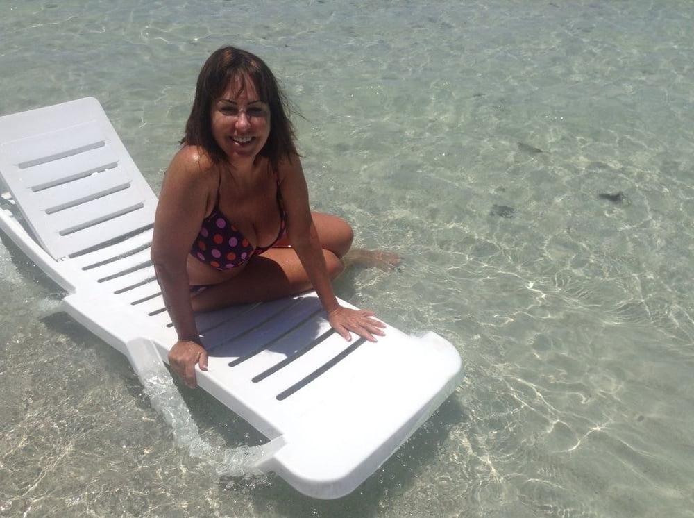 25P British UK Matures in Bikinis 26