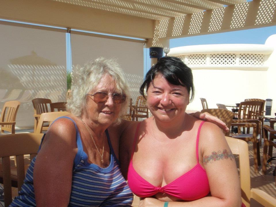 25P British UK Matures in Bikinis 26