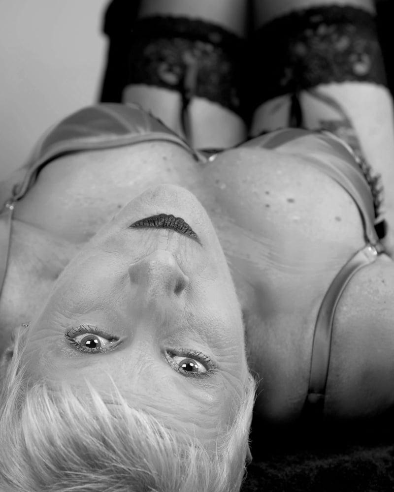 25P Diane, sexy UK MILF Slut