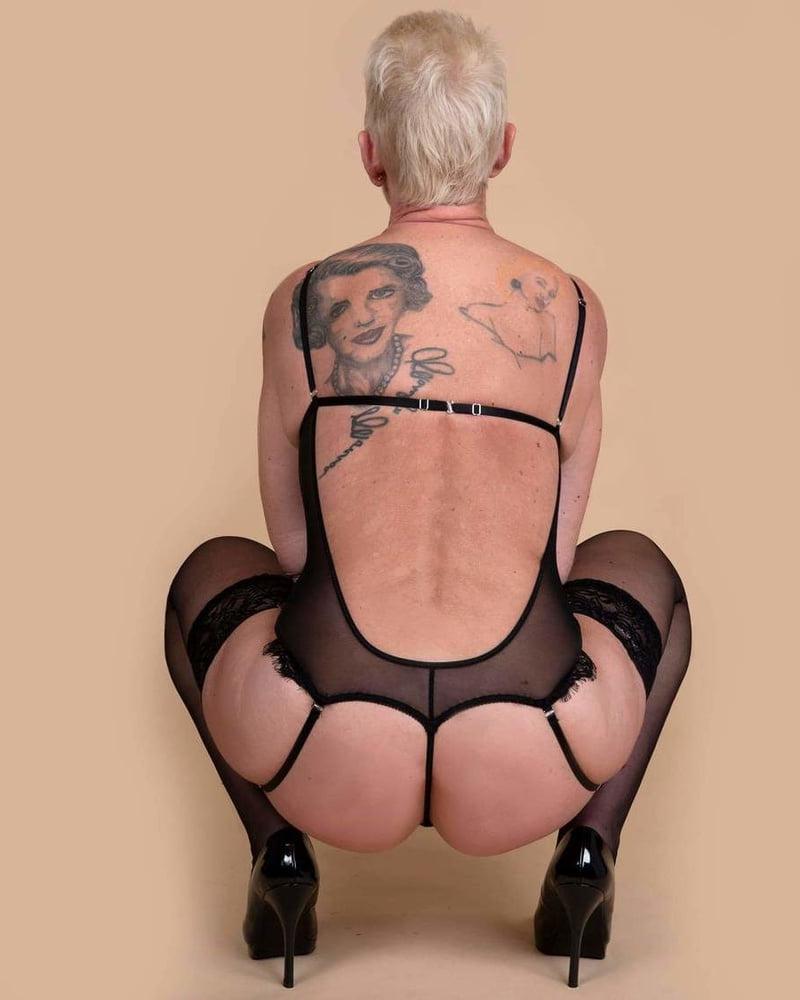 25P Diane, sexy UK MILF Slut