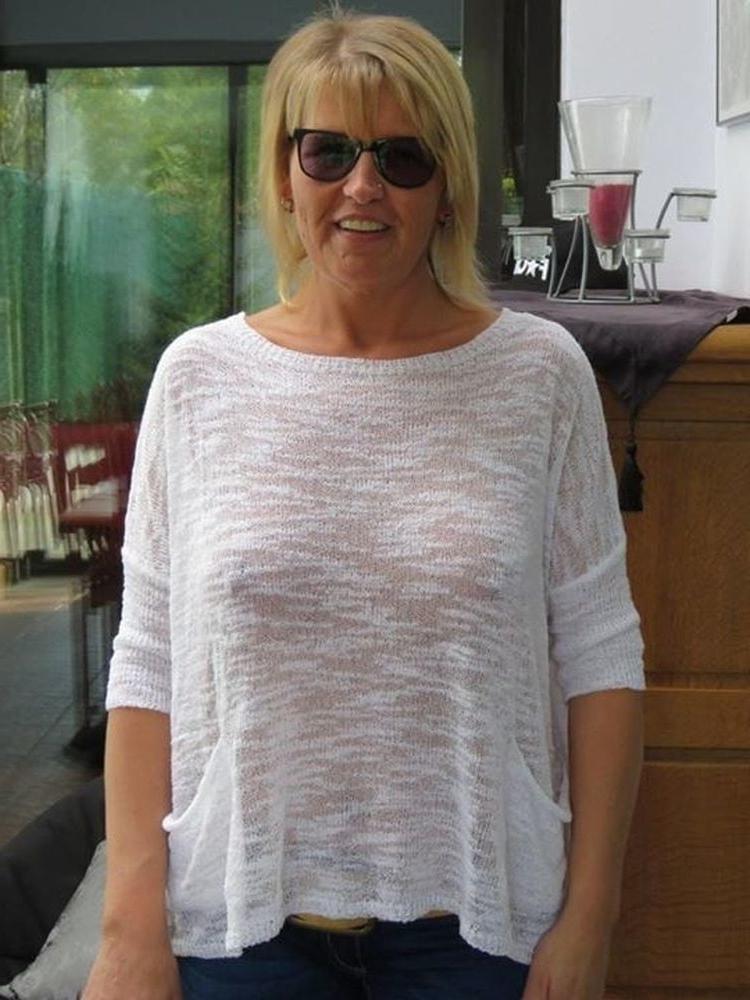 25P Mature Ladies Dressed But Sexy 111