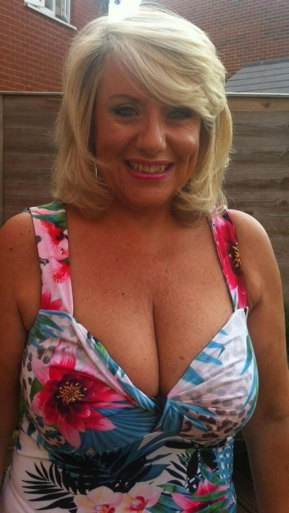 25P Granny and matures dressed like sluts