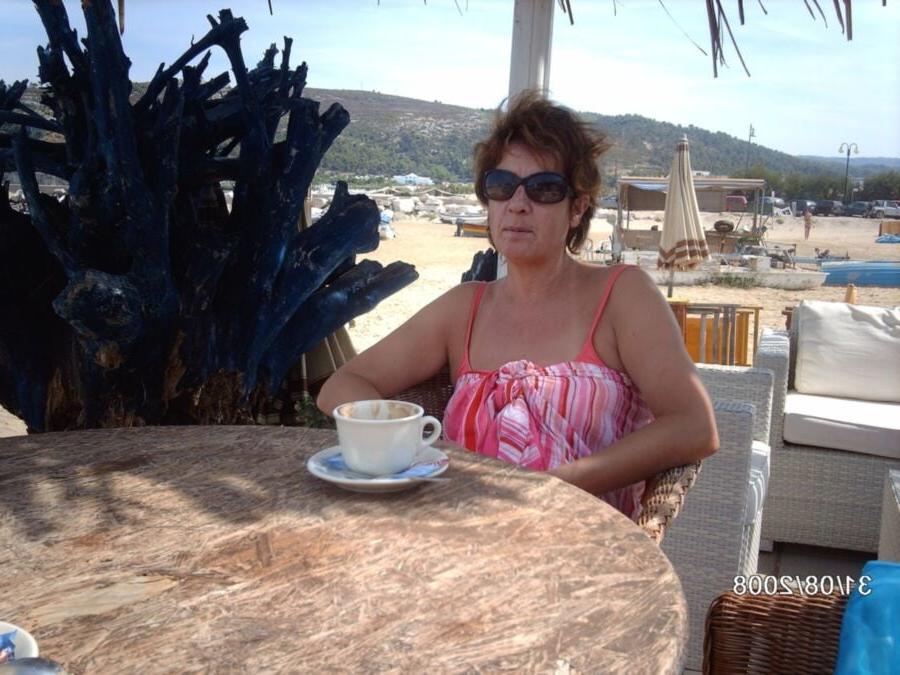 25P German Slut Anne