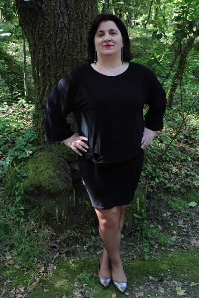 17P Slut mature Gloria