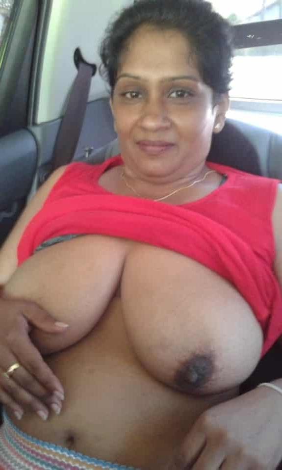 5P indian aunty goes nude in car