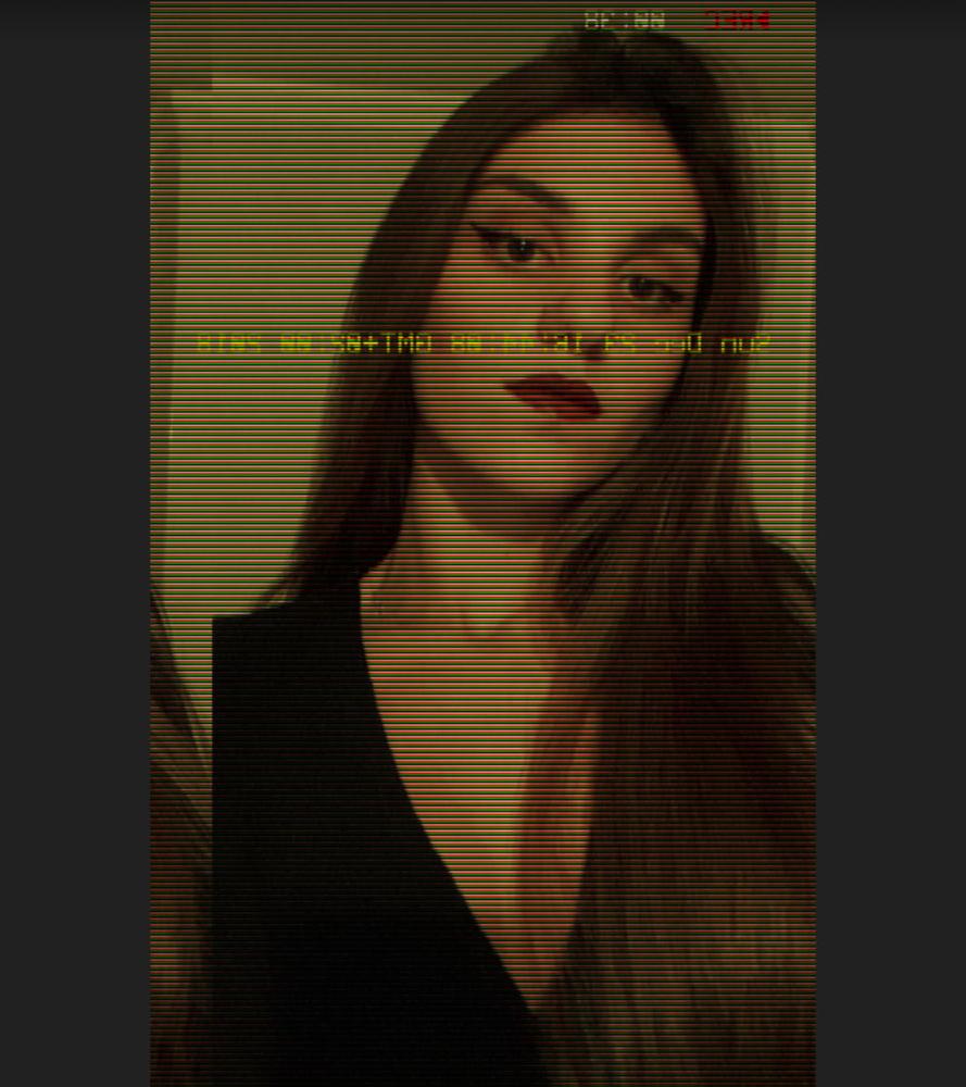 25P Hot slut from Greece