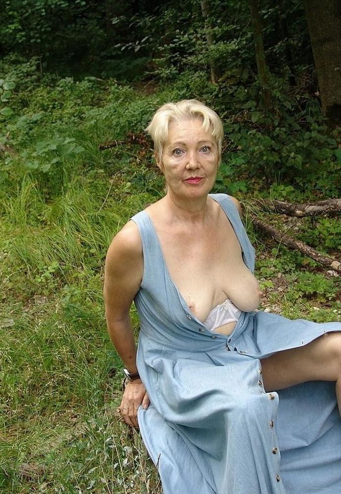 25P Mature Wives 209