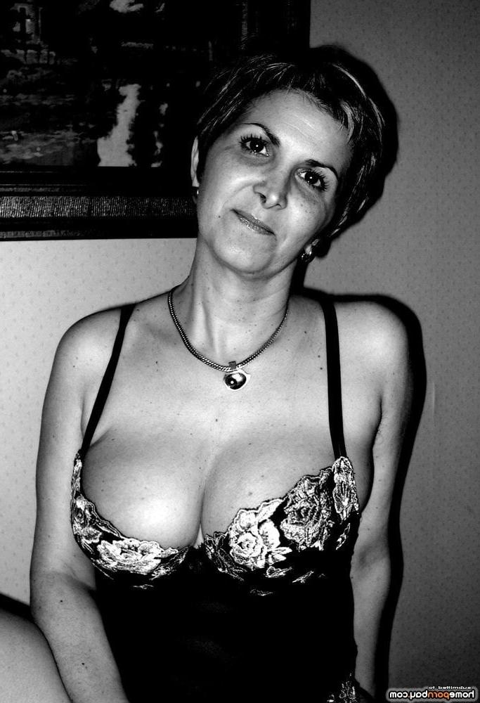 25P Hotwife Sarah from France