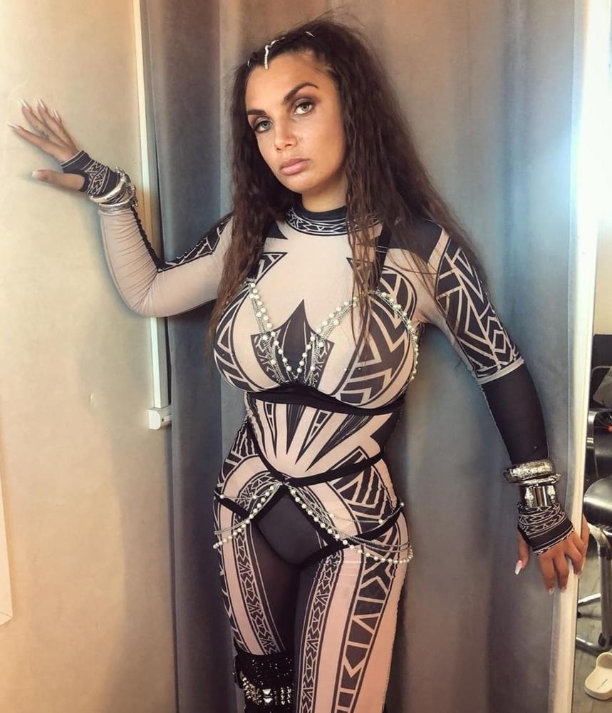 17P Elettra Lamborghini hot slut