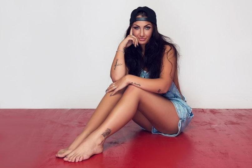 17P Elettra Lamborghini hot slut