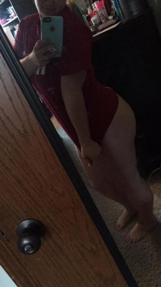 25P Arianna slut
