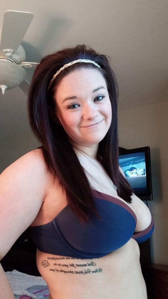 25P Arianna slut
