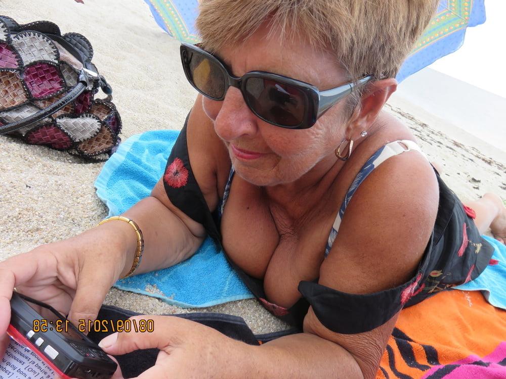 25P Mature Ladies Dressed But Sexy 110